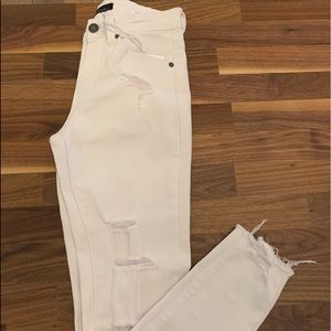 White Skinny jeans